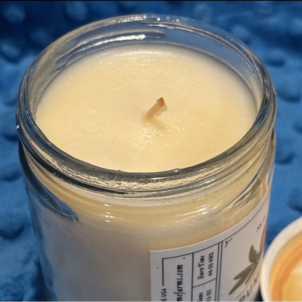 Finding Home Farms Medium 7.5oz Glass Jar Candle Pumpkin Sage - Picture 4 of 4